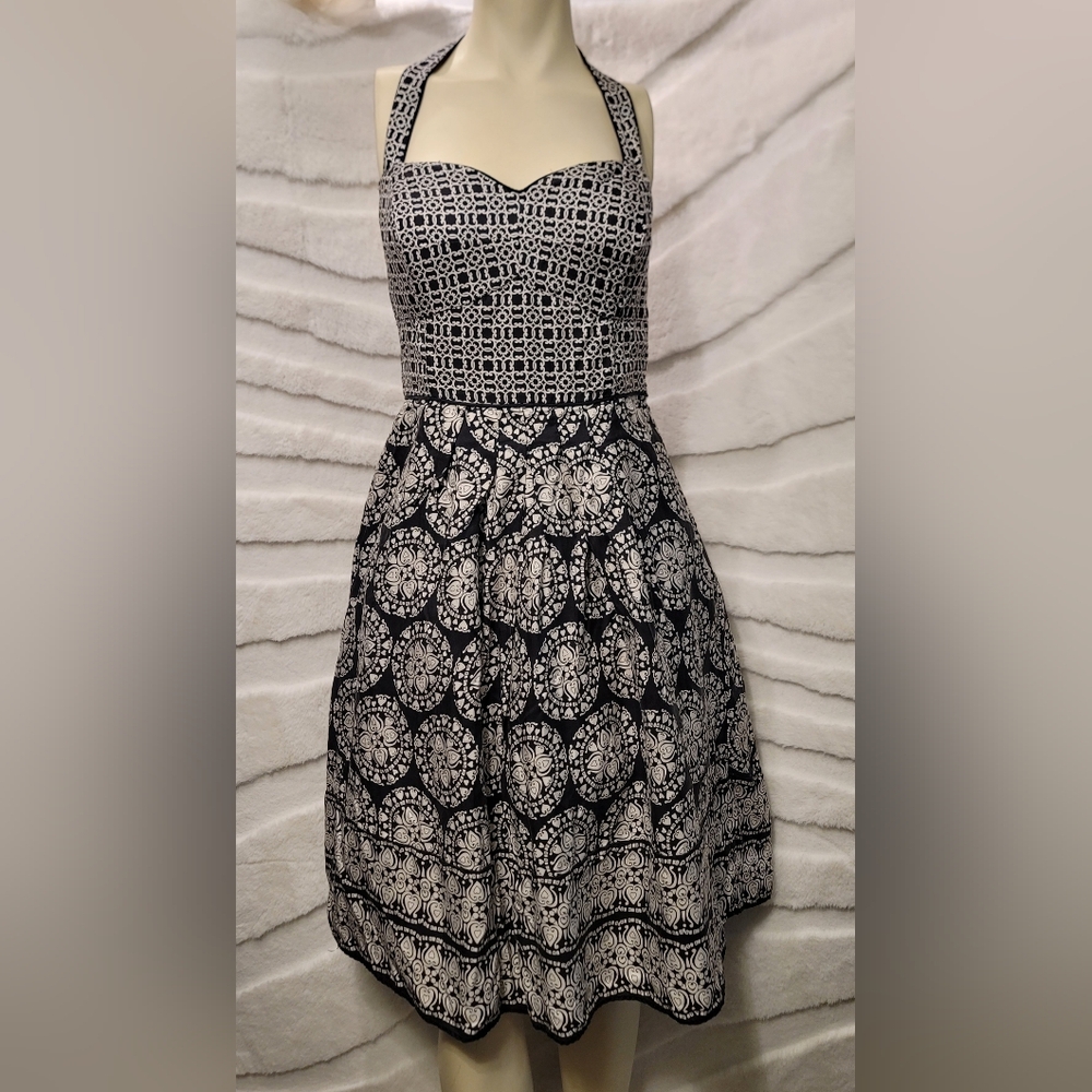 White House Black Market Sz 12 Black Silk Convert Halter Corset Fit Flare Dress